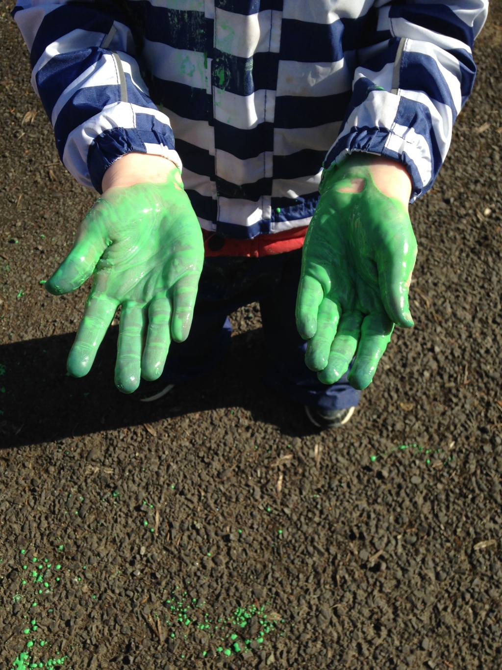 (Kids) Green Gloop Messy Play – St Patrick’s Day Fun