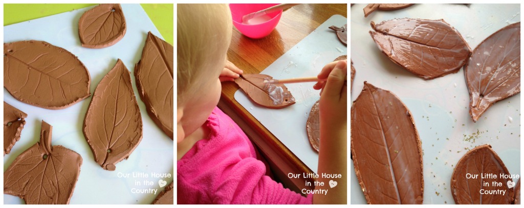 Clay Autumn Leaves - Falls Crafts for Kids - http://ourlittlehouseinthecountry.com #fall #autumn #crafts #kids